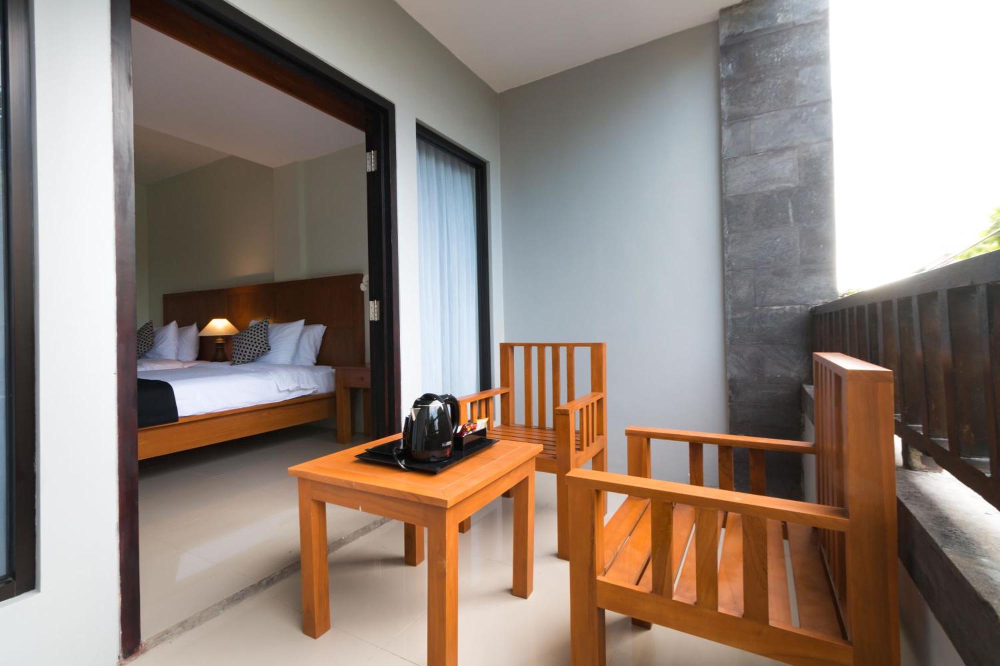 Hotel Ab Kuta By Agata 2*