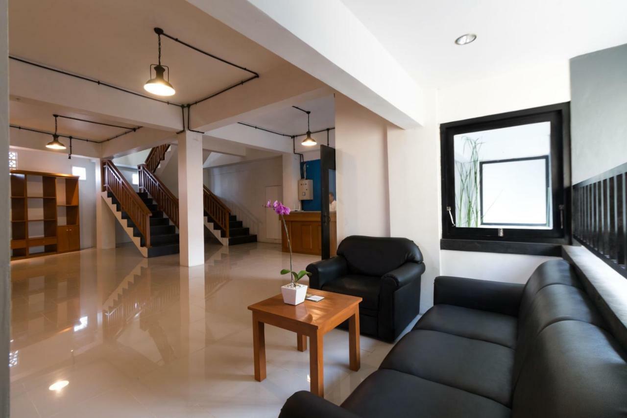 Ab Kuta By Agata Hotel 2*